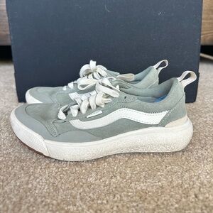 Vans Ultra range-pastel green US 5